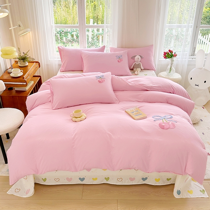 91家纺网 家纺一手货源 找家纺 艾米家居 2025新款水洗磨毛毛巾绣印花四件套 樱桃