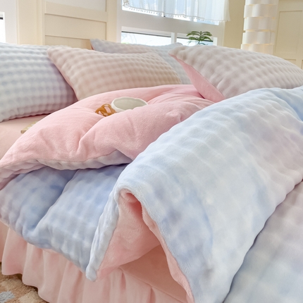 言熙居2024新款-A面泡芙绒B面全消光8到9斤牛奶绒三四件套 泡芙-蓝粉