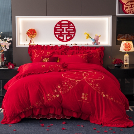 91家纺网 家纺一手货源 找家纺 （总）恋尚羽家纺 2025新款公主绒牛奶绒高克重加厚绣花婚庆款四件套-永结同心