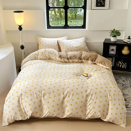 91家纺网 家纺一手货源 找家纺 田野 2024新款纯棉全棉磨毛印花四件套系列 笑脸