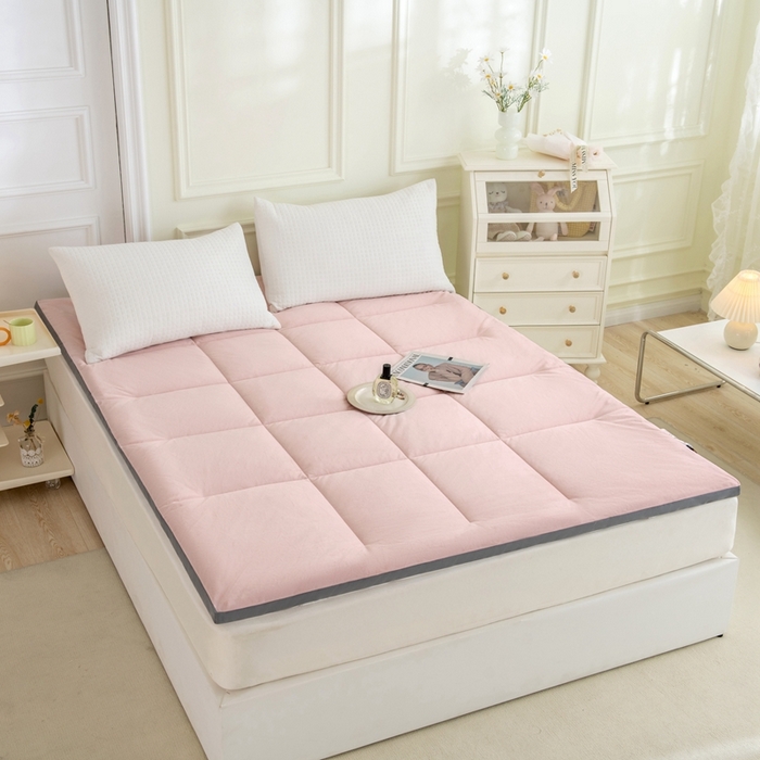 91家纺网 家纺一手货源 找家纺 （总）LADYCOCO可可家居 2024新款亲肤舒适德绒床垫床褥-超暖系列