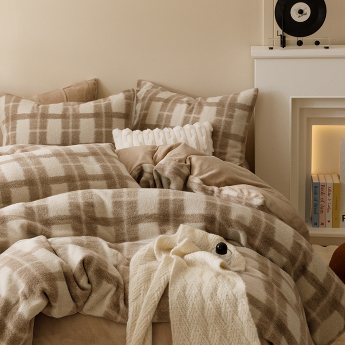 91家纺网 家纺一手货源 找家纺 金奇达家纺 2025秋冬保暖加厚绒类四件套多莉羊绒-希尔格 森格米咖