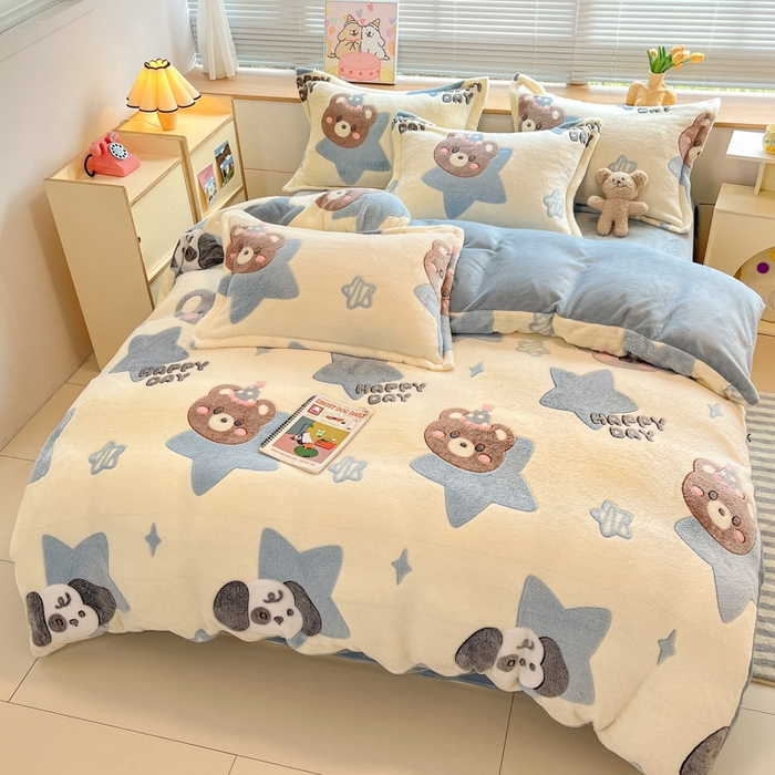 91家纺网 家纺一手货源 找家纺 慕尚 2025新款高克重印花雪花绒被套单件 奶茶狗熊