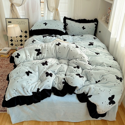 桃子家居 2024新款A类韩版花边黑茶蝴蝶加厚牛奶绒系列四件套 绒花边-黑茶蝴蝶蓝