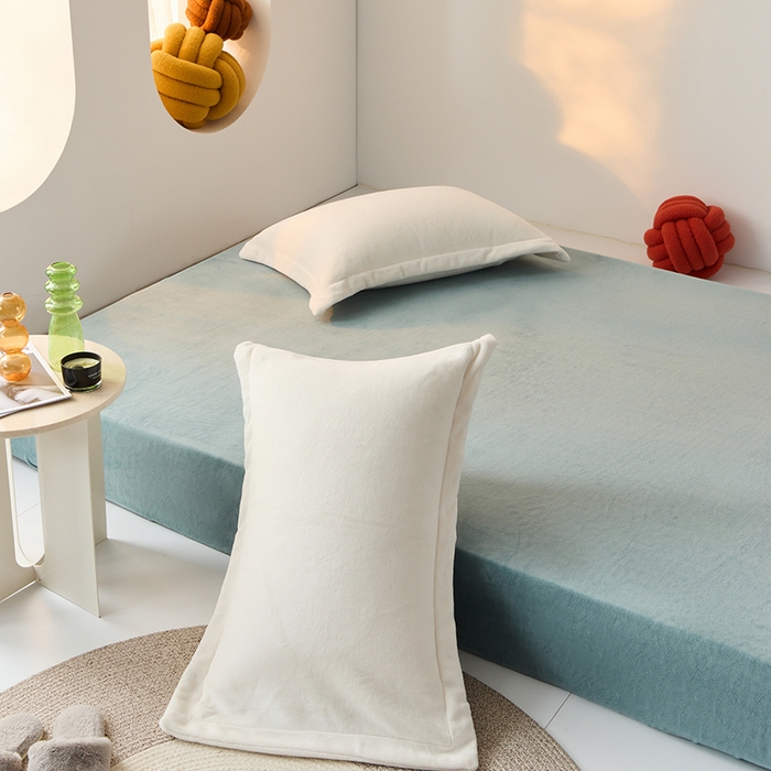 91家纺网 家纺一手货源 找家纺 LADYCOCO可可家居 2024新款牛奶3D绒立体雕花剪花单品系列-单床笠 蓝色