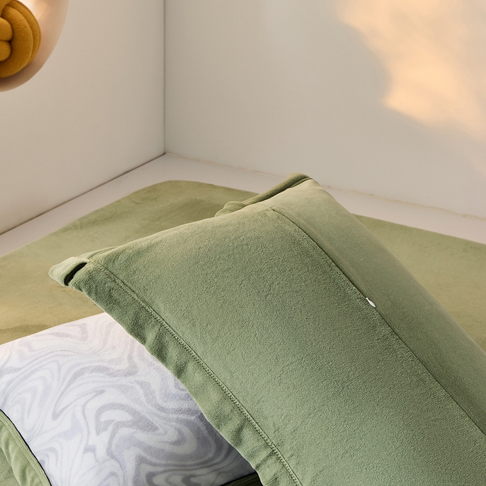 91家纺网 家纺一手货源 找家纺 LADYCOCO可可家居 单枕套-2024新款牛奶绒数码印花单品系列 雾语浅蓝+深绿