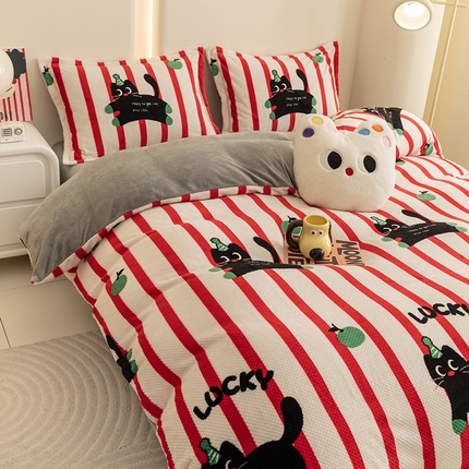 2024新款立体菠萝格印花保暖牛奶绒系列单被套 红黑猫