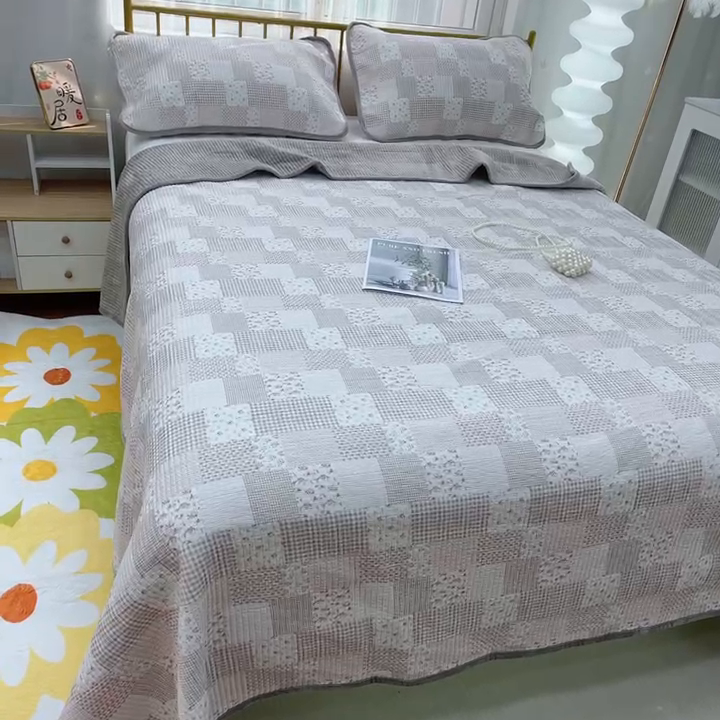 91家纺网 家纺一手货源 找家纺 2024新款棉加绒双面两用四季款床盖三件套 花西