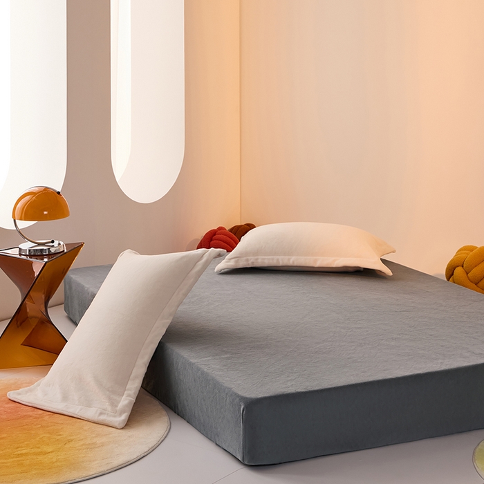 91家纺网 家纺一手货源 找家纺 LADYCOCO可可家居 2024新款牛奶3D绒立体雕花剪花单品系列-单床笠 灰色