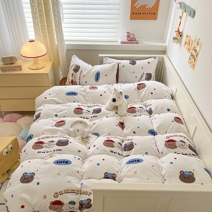 91家纺网 家纺一手货源 找家纺 （总）贝扬思家纺 新款高克重牛奶绒四件套-风格二（有买家秀）