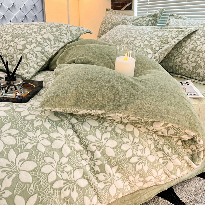 91家纺网 家纺一手货源 找家纺 （总）慕尚 2025新款高克重保暖双色雕花绒枕套单件