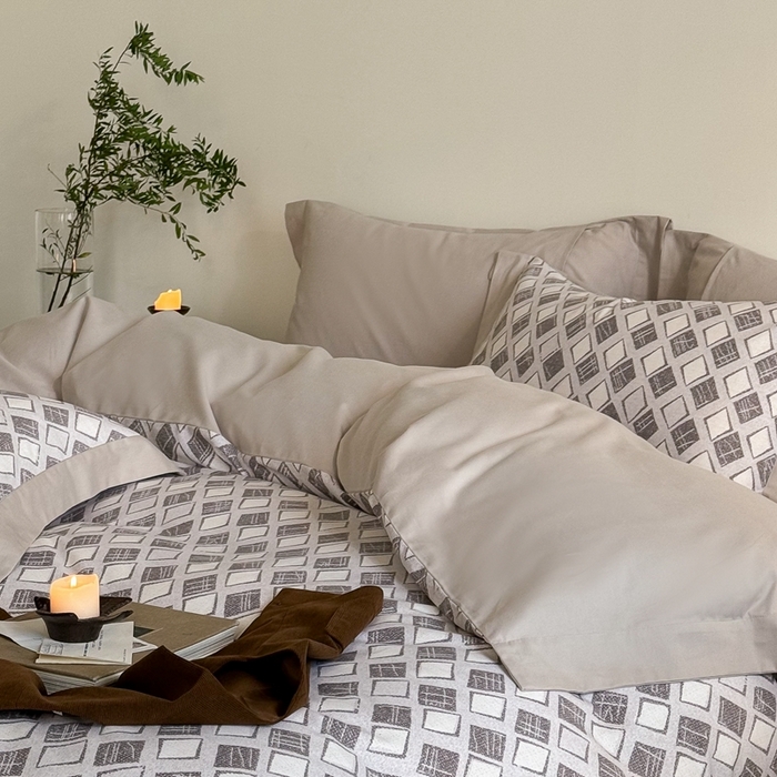 91家纺网 家纺一手货源 找家纺 窝米 2024新款全棉磨毛工艺拼角款四件套系列 摩卡