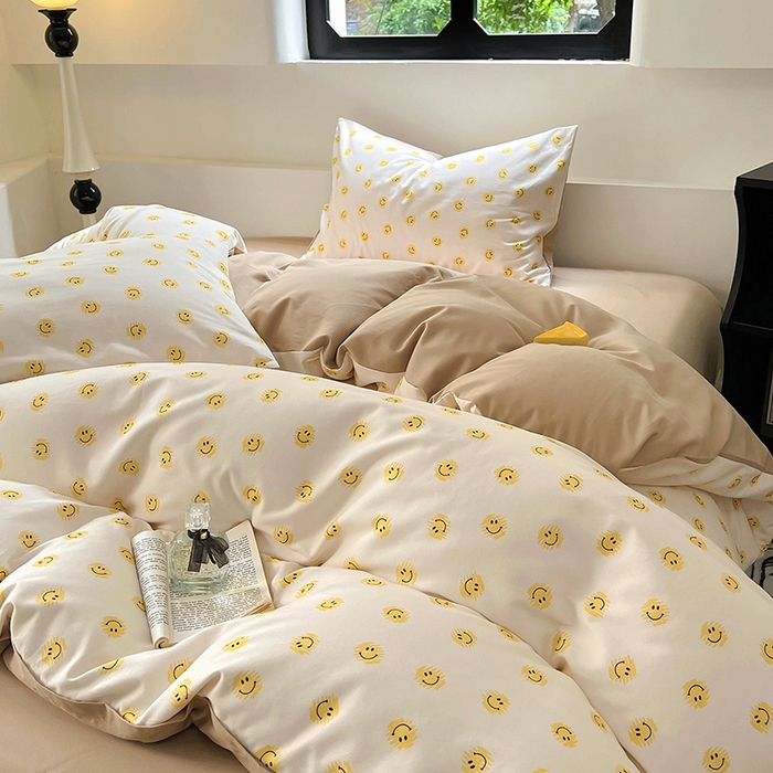 91家纺网 家纺一手货源 找家纺 田野 2024新款纯棉全棉磨毛印花四件套系列 笑脸