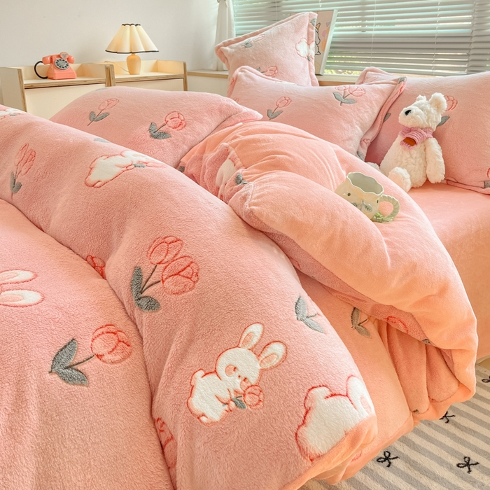 91家纺网 家纺一手货源 找家纺 （总）慕尚 2025新款高克重印花雪花绒被套单件