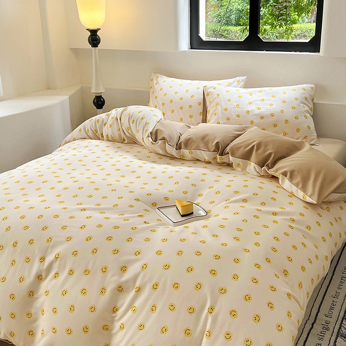 91家纺网 家纺一手货源 找家纺 田野 2024新款纯棉全棉磨毛印花四件套系列 笑脸