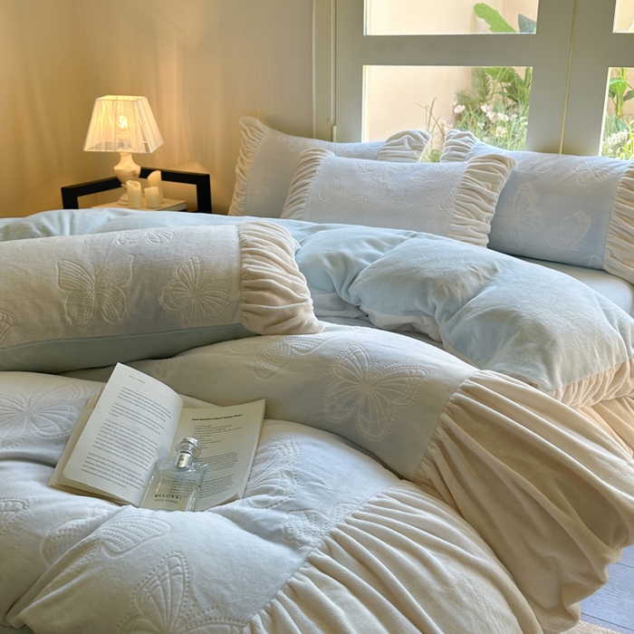 91家纺网 家纺一手货源 找家纺 慕澄家纺 2024新款法式轻奢款琢色烂花牛奶绒四件套 纷飞