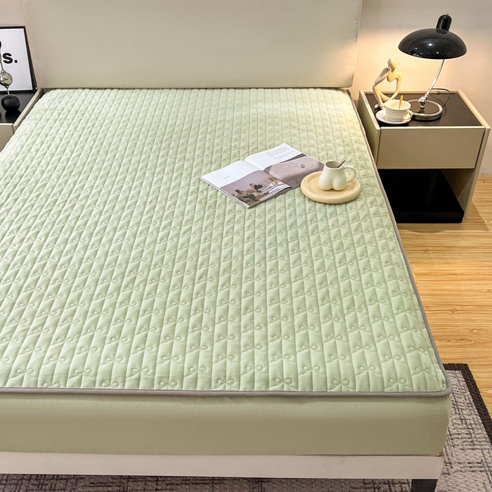 91家纺网 家纺一手货源 找家纺 LADYCOCO可可家居 2024新款超柔牛奶绒夹棉保暖床笠 绿色