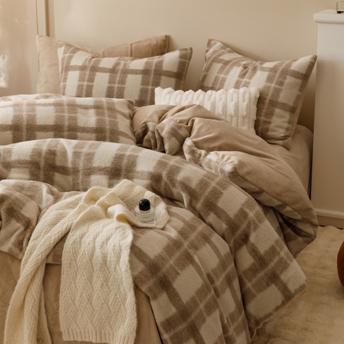 91家纺网 家纺一手货源 找家纺 金奇达家纺 2025秋冬保暖加厚绒类四件套多莉羊绒-希尔格 森格米咖