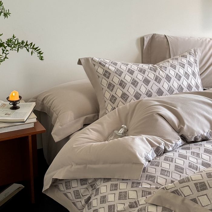 91家纺网 家纺一手货源 找家纺 窝米 2024新款全棉磨毛工艺拼角款四件套系列 摩卡