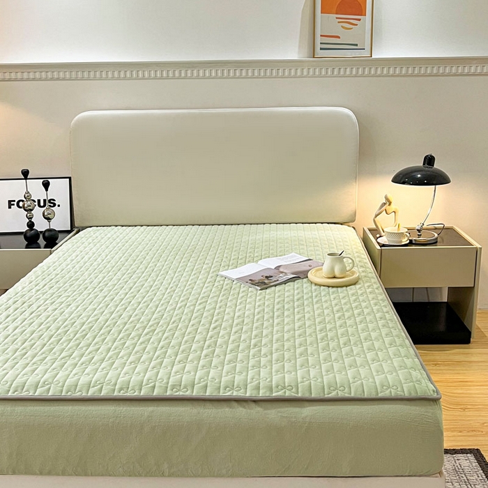 91家纺网 家纺一手货源 找家纺 LADYCOCO可可家居 2024新款超柔牛奶绒夹棉保暖床笠 绿色