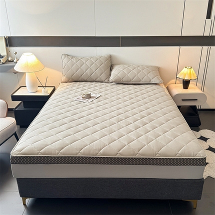 91家纺网 家纺一手货源 找家纺 优眠坊 2025新款全棉羊绒蛋白夹棉绗缝透气网围床笠-格调 格调-浅灰