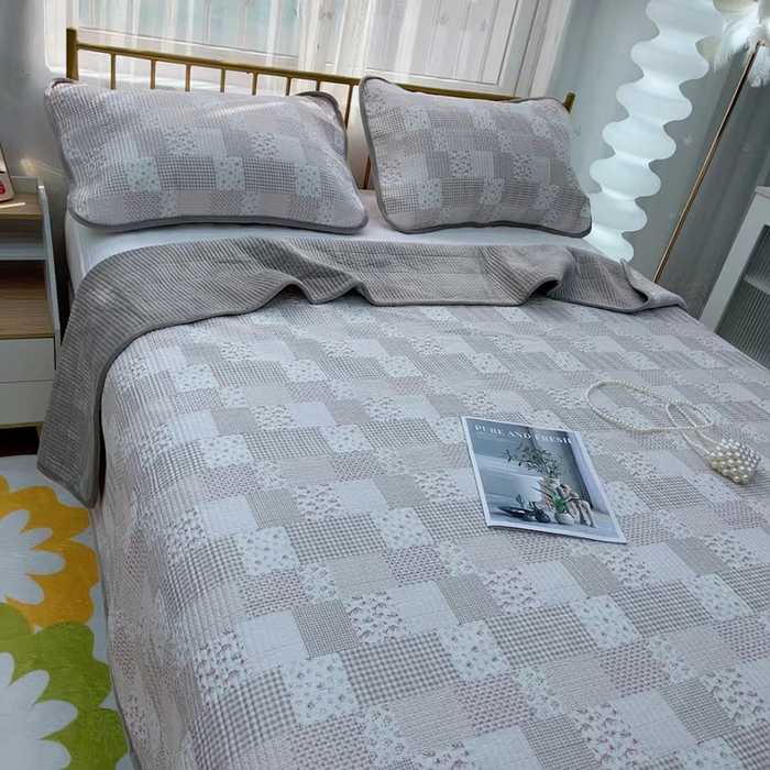 91家纺网 家纺一手货源 找家纺 2024新款棉加绒双面两用四季款床盖三件套 花西