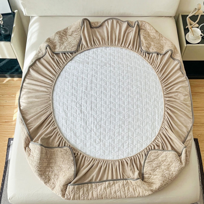 91家纺网 家纺一手货源 找家纺 LADYCOCO可可家居 2024新款超柔牛奶绒夹棉保暖床笠 卡其色