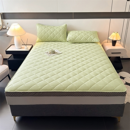 91家纺网 家纺一手货源 找家纺 优眠坊 2025新款全棉羊绒蛋白夹棉绗缝透气网围床笠-格调 格调-嫩草绿