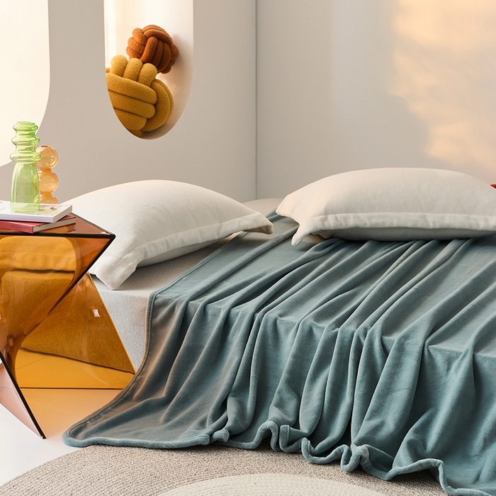 91家纺网 家纺一手货源 找家纺 LADYCOCO可可家居 2024新款牛奶3D绒立体雕花剪花单品系列-单床单 蓝色