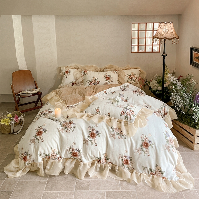 91家纺网 家纺一手货源 找家纺 慕澄家纺 2024新款高克重花边牛奶绒印花四件套 锦绣