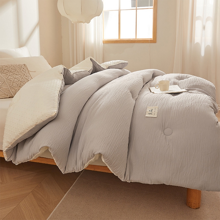 91家纺网 家纺一手货源 找家纺 2024新款A类双层皱皱纱豆豆被子被芯 皱皱纱-轻烟灰