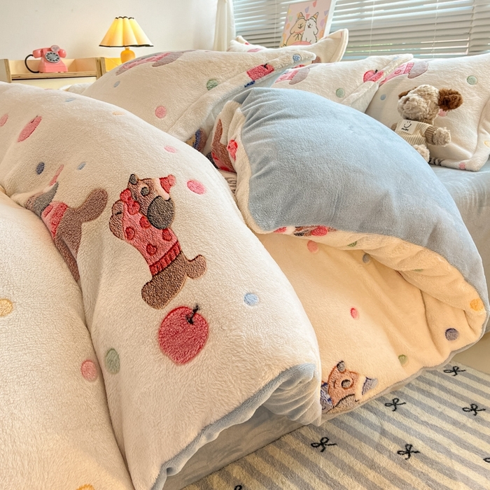 91家纺网 家纺一手货源 找家纺 慕尚 2025新款高克重印花雪花绒被套单件 优瑞