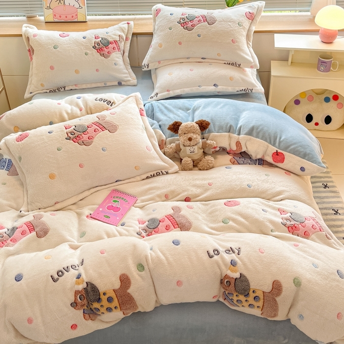 91家纺网 家纺一手货源 找家纺 慕尚 2025新款高克重印花雪花绒四件套  优瑞