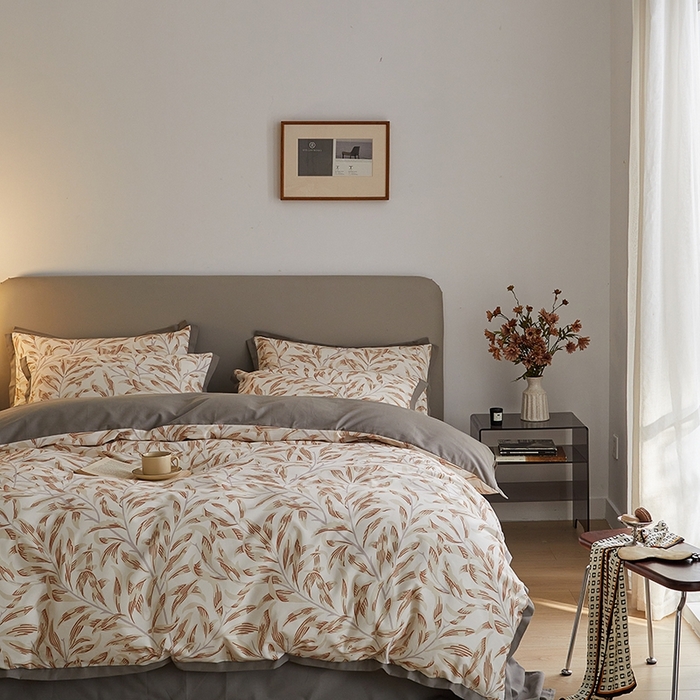 91家纺网 家纺一手货源 找家纺 千朵森 2024新款高定新疆长绒棉全棉印花拼角磨毛四件套 风格二 雅韵