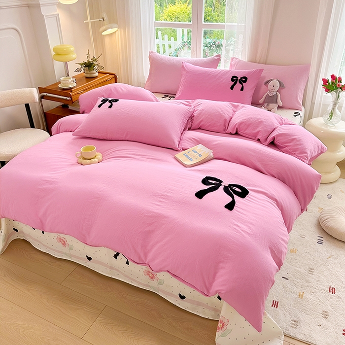 91家纺网 家纺一手货源 找家纺 艾米家居 2025新款水洗磨毛毛巾绣印花四件套 蝴蝶结