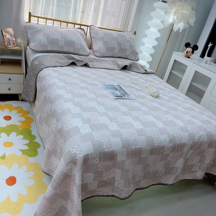 91家纺网 家纺一手货源 找家纺 2024新款棉加绒双面两用四季款床盖三件套 花西