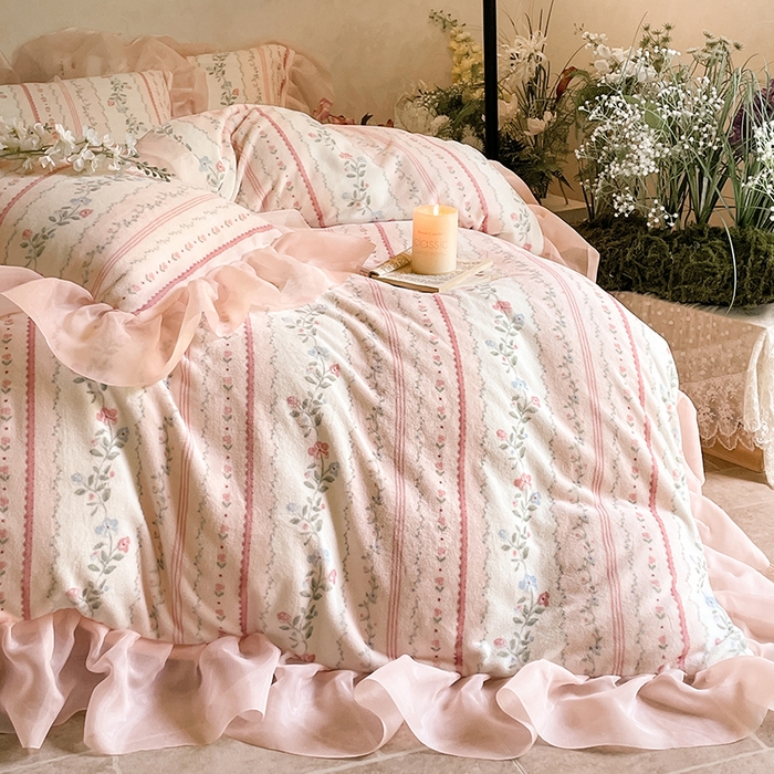 91家纺网 家纺一手货源 找家纺 慕澄家纺 2024新款高克重花边牛奶绒印花四件套 曼琳