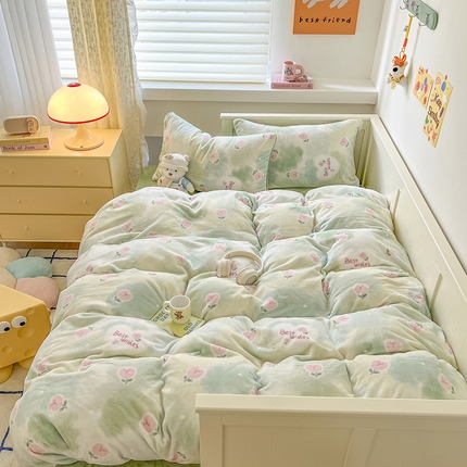 91家纺网 家纺一手货源 找家纺 贝扬思家纺 新款高克重牛奶绒四件套-风格二（有买家秀） 郁见