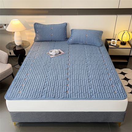 91家纺网 家纺一手货源 找家纺 （总）兄弟坊 2024新款纯色牛奶绒刺绣薄款床垫加厚绒保暖床笠床护垫