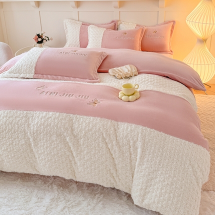 91家纺网 家纺一手货源 找家纺 （总）2025秋冬新款牛奶绒刺绣四件套-梦蝶系列