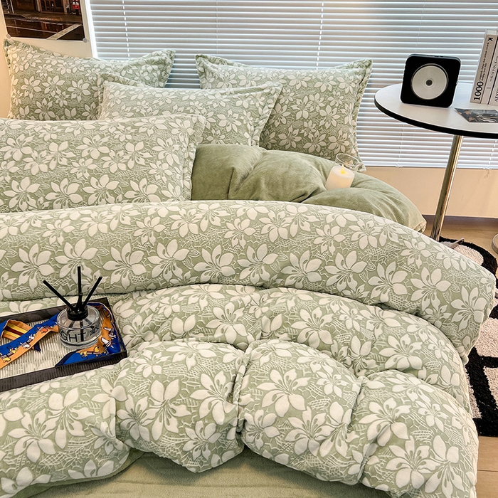 91家纺网 家纺一手货源 找家纺 （总）慕尚 2025新款高克重保暖双色雕花绒枕套单件