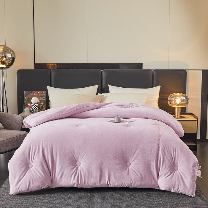 91家纺网 家纺一手货源 找家纺 歌历斯家纺 2024新款德芙绒冬被牛奶绒冬被绣花冬被被子被芯四季被科技冬被 紫色