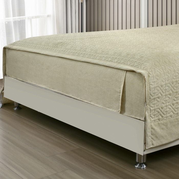 91家纺网 家纺一手货源 找家纺 （总）2024新款磨毛肌理纹刺绣轻奢风床盖夹棉四件套-月光宝盒系列