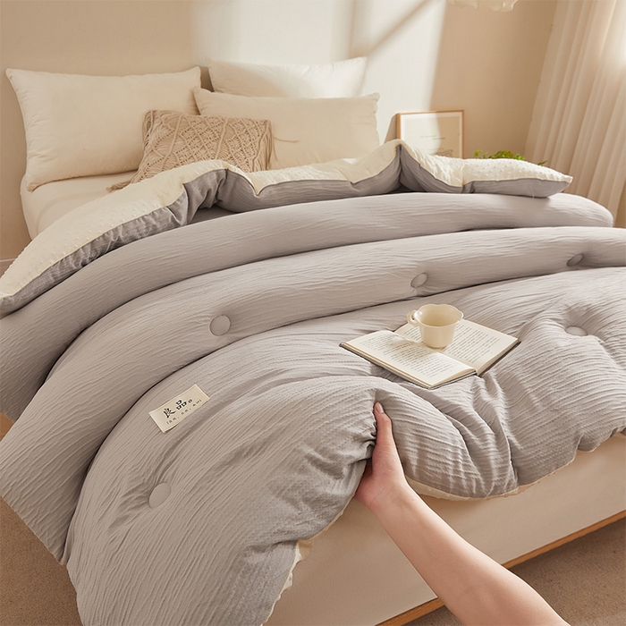 91家纺网 家纺一手货源 找家纺 2024新款A类双层皱皱纱豆豆被子被芯 皱皱纱-轻烟灰