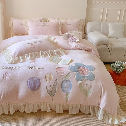 91家纺网 家纺一手货源 找家纺 （总）2024新款牛奶绒立体刺绣四件套韩版公主风四件套--伊甸园（床单款+床笠款）