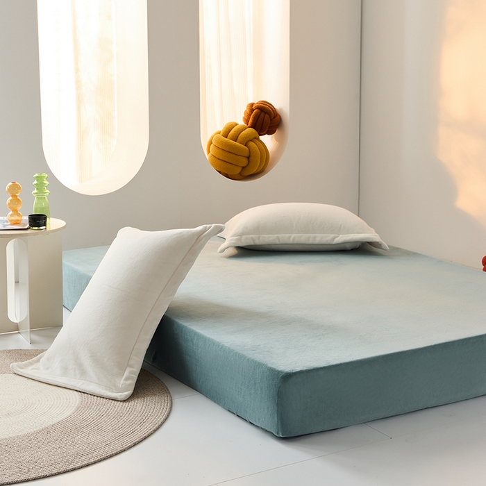 91家纺网 家纺一手货源 找家纺 LADYCOCO可可家居 2024新款牛奶3D绒立体雕花剪花单品系列-单床笠 蓝色