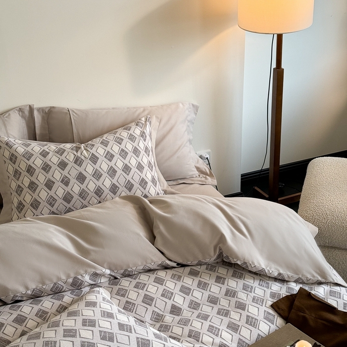 91家纺网 家纺一手货源 找家纺 窝米 2024新款全棉磨毛工艺拼角款四件套系列 摩卡