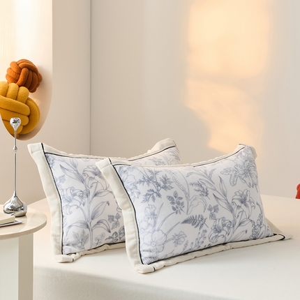 91家纺网 家纺一手货源 找家纺 LADYCOCO可可家居 单枕套-2024新款牛奶绒数码印花单品系列 繁花+米白