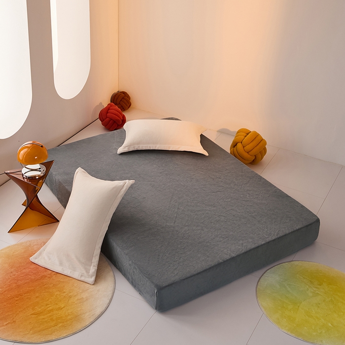 91家纺网 家纺一手货源 找家纺 LADYCOCO可可家居 2024新款牛奶3D绒立体雕花剪花单品系列-单床笠 灰色