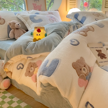 91家纺网 家纺一手货源 找家纺 （总）慕尚 2025新款高克重印花雪花绒被套单件